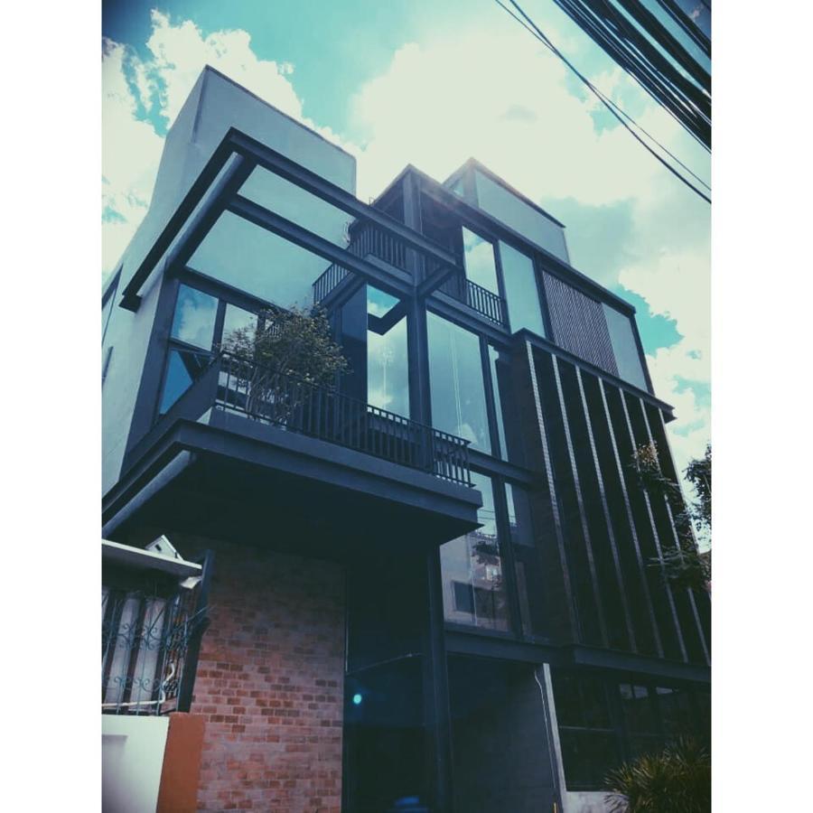 The Local Ari Hostel Bangkok Luaran gambar